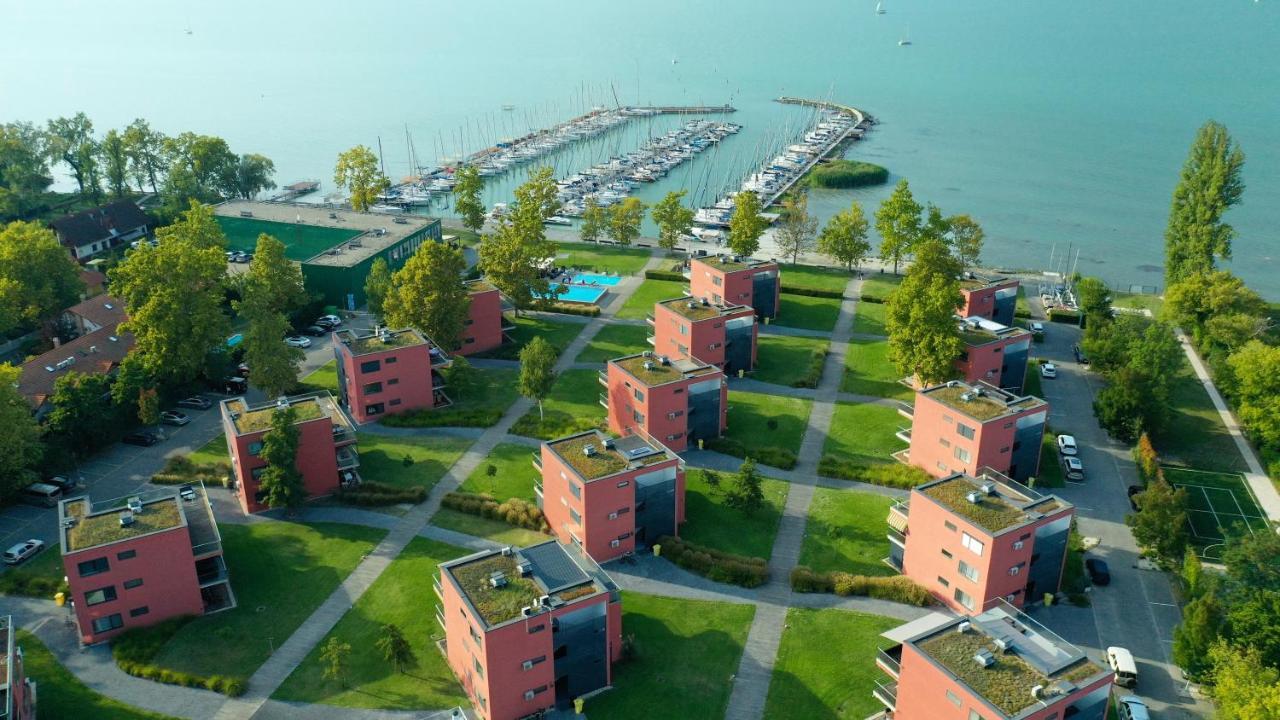 Prime Apartmans Balatonlelle Exteriör bild