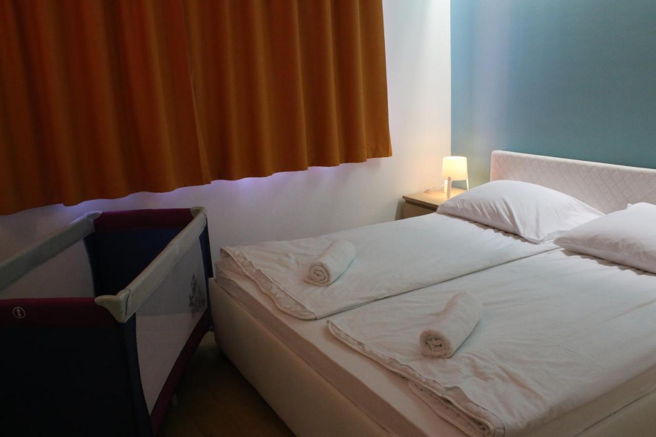 Prime Apartmans Balatonlelle Exteriör bild